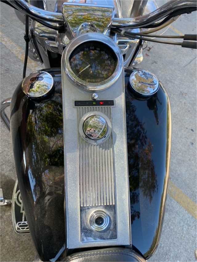 2004 Harley-Davidson Road King Base at Lucky Penny Cycles