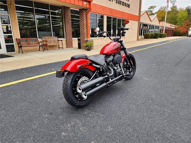 2022 Harley-Davidson Softail Street Bob 114 at Hampton Roads Harley-Davidson