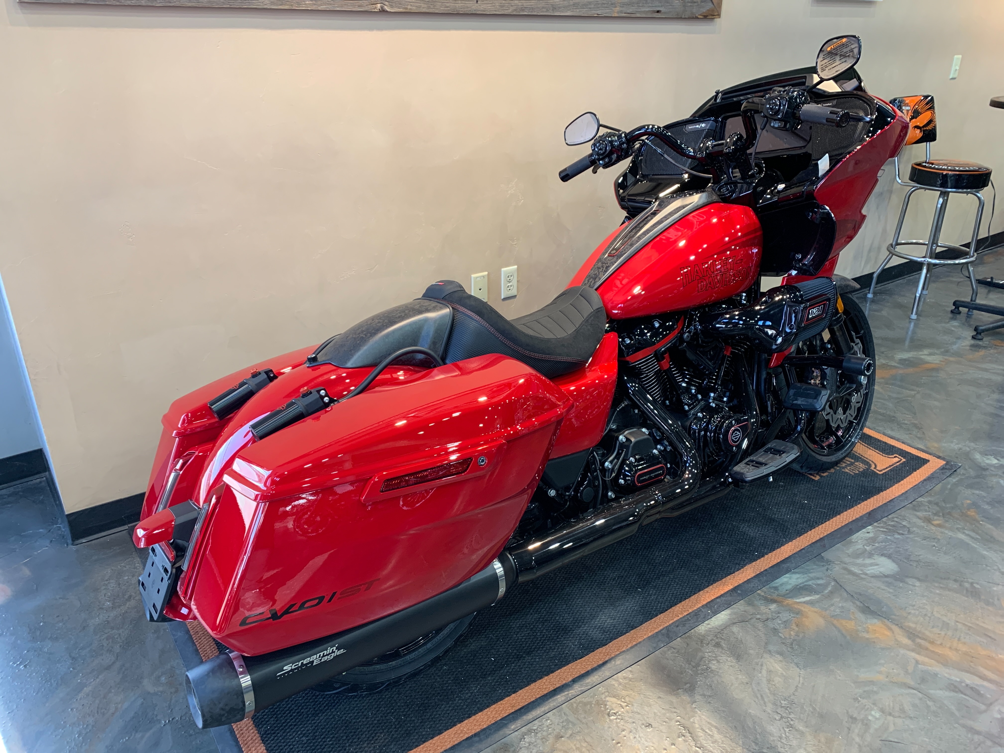 2025 Harley-Davidson Road Glide CVO ST at Vandervest Harley-Davidson, Green Bay, WI 54303