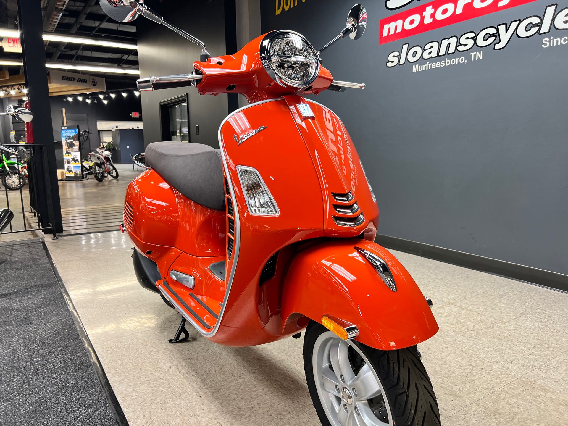 2022 Vespa GTS 300 HPE at Sloans Motorcycle ATV, Murfreesboro, TN, 37129