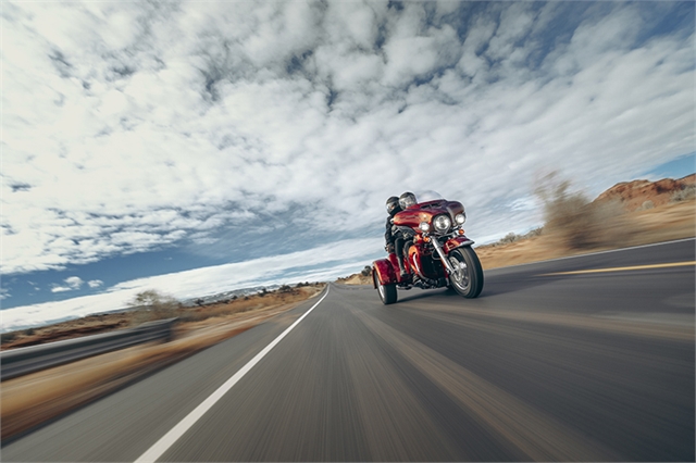 2023 Harley-Davidson Trike Tri Glide Ultra Anniversary at Zips 45th Parallel Harley-Davidson