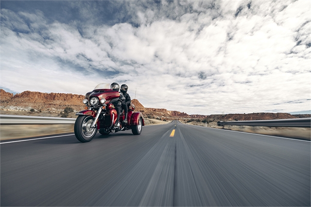 2023 Harley-Davidson Trike Tri Glide Ultra Anniversary at Zips 45th Parallel Harley-Davidson
