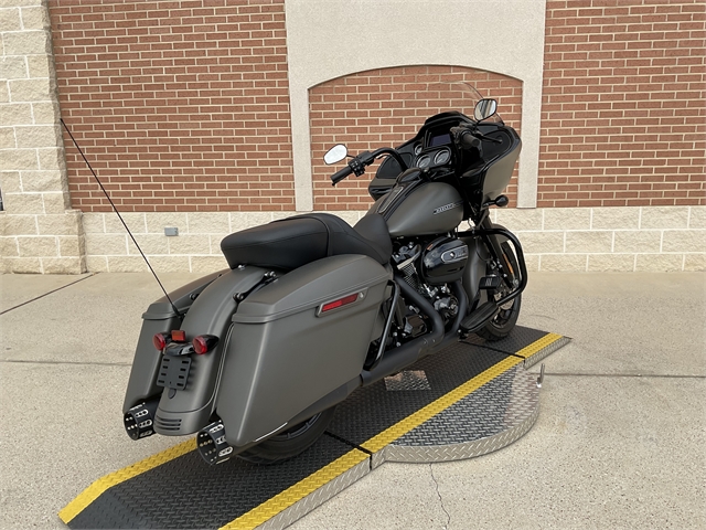 2019 Harley-Davidson Road Glide Special at Roughneck Harley-Davidson