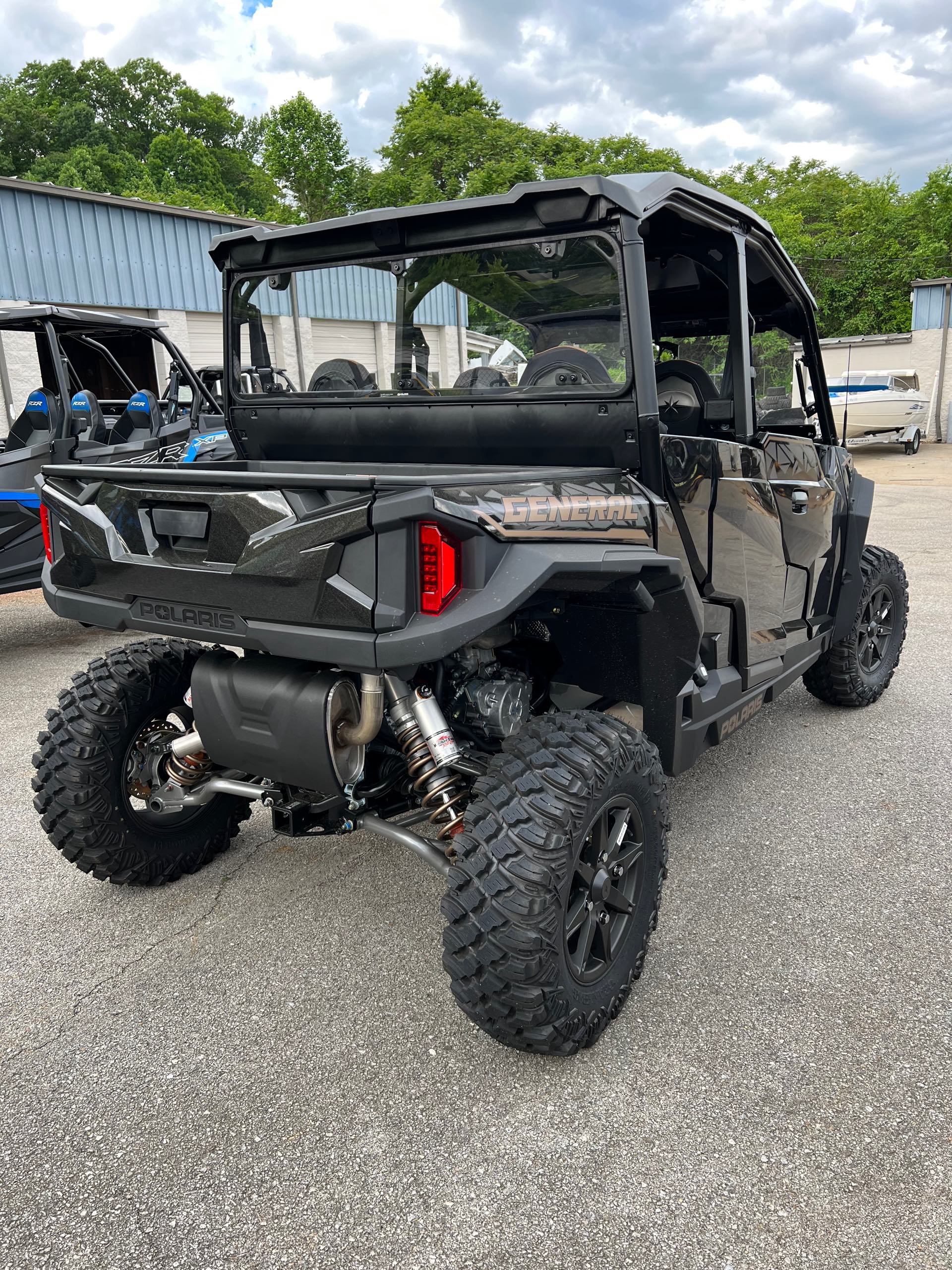 2022 Polaris GENERAL XP 4 Deluxe at Knoxville Powersports