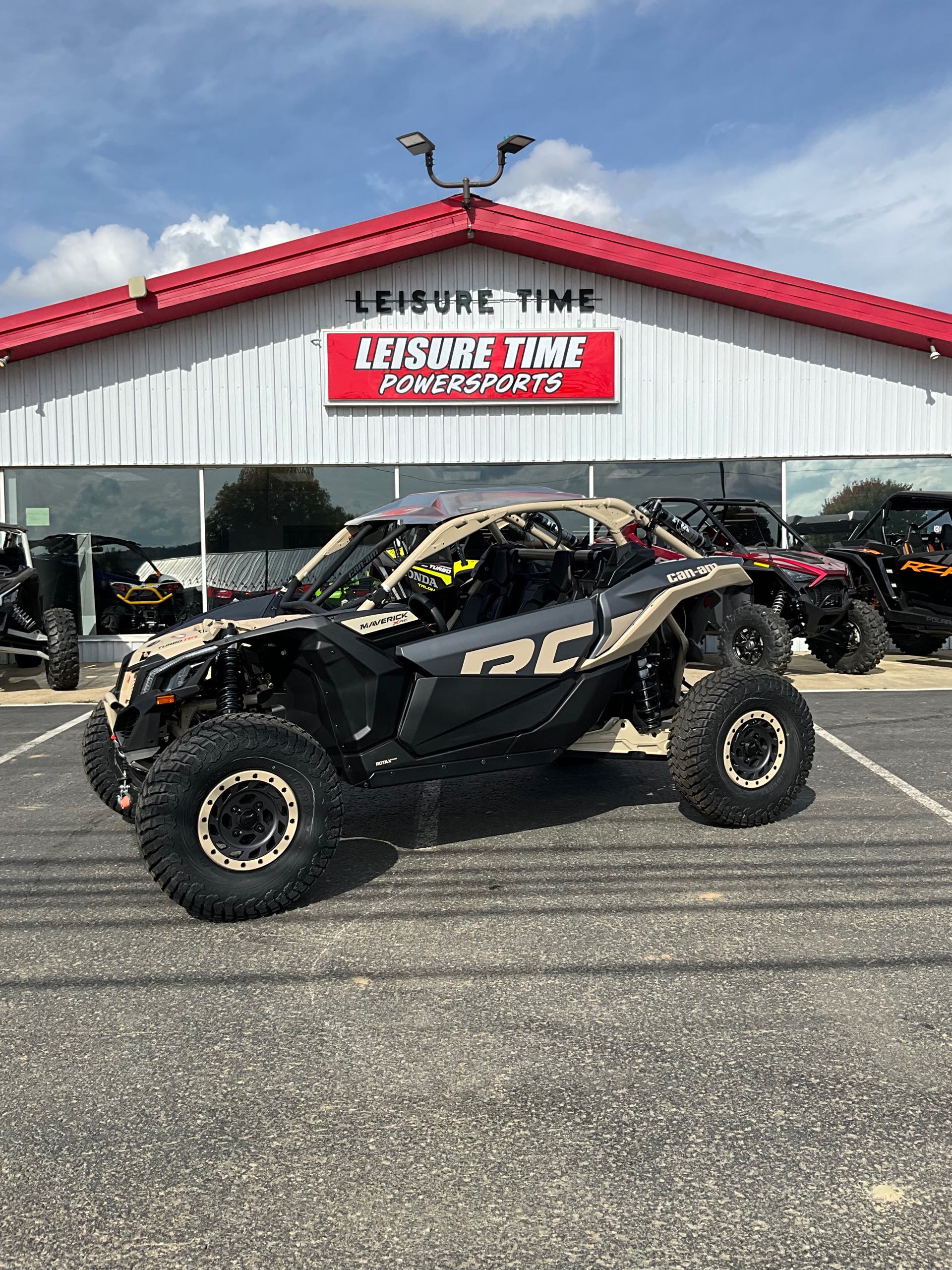 2023 Can-Am Maverick X3 X rc TURBO RR 72 at Leisure Time Powersports of Corry