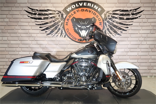 2019 Harley-Davidson Street Glide CVO Street Glide at Wolverine Harley-Davidson