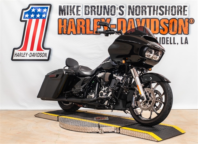 2017 Harley-Davidson Road Glide Special at Mike Bruno's Northshore Harley-Davidson