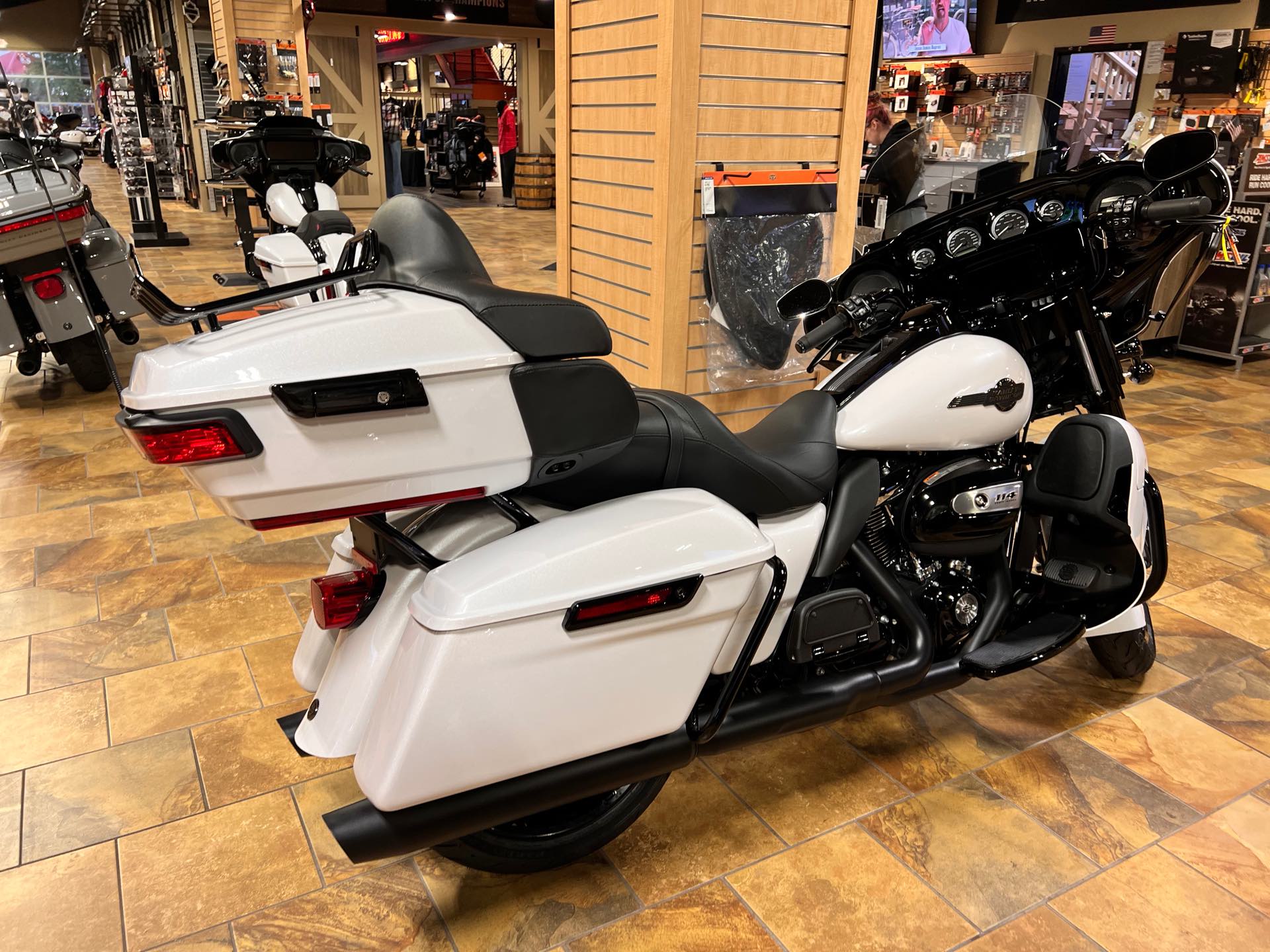 2024 Harley-Davidson Electra Glide Ultra Limited at Man O'War Harley-Davidson®