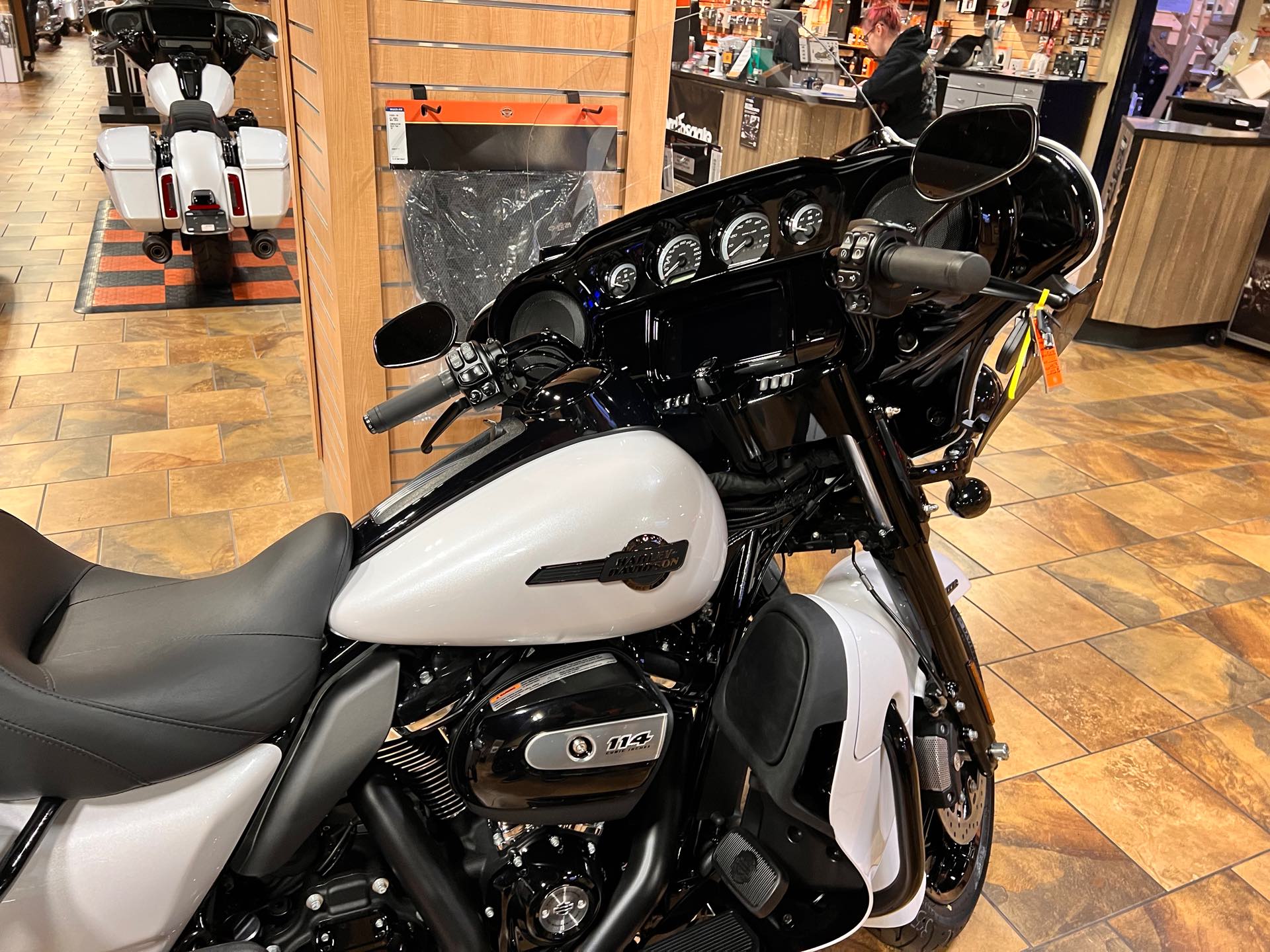 2024 Harley-Davidson Electra Glide Ultra Limited at Man O'War Harley-Davidson®