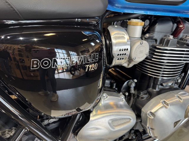 2023 Triumph Bonneville T120 Base at Martin Moto