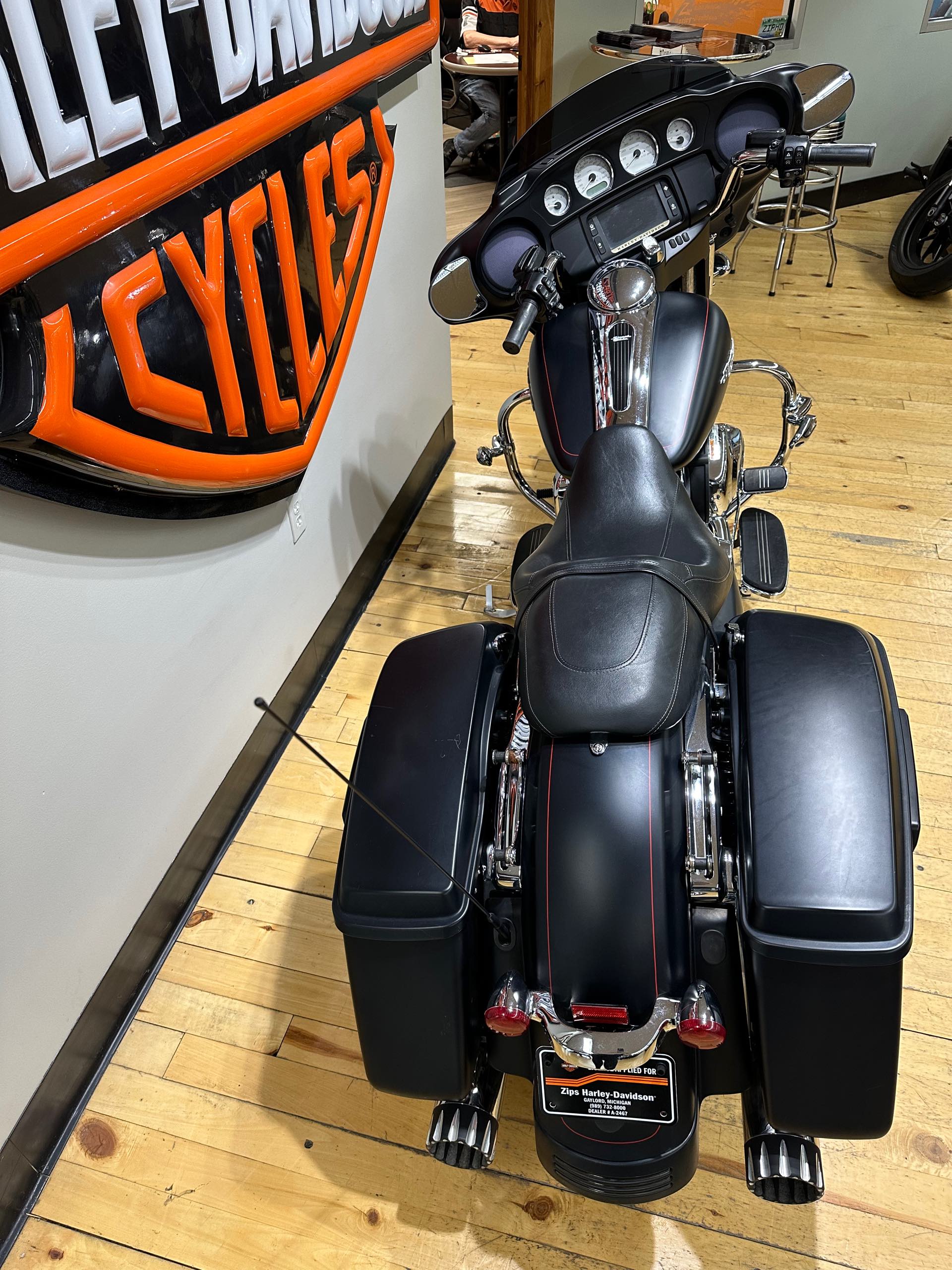 2016 Harley-Davidson Street Glide Special at Zips 45th Parallel Harley-Davidson