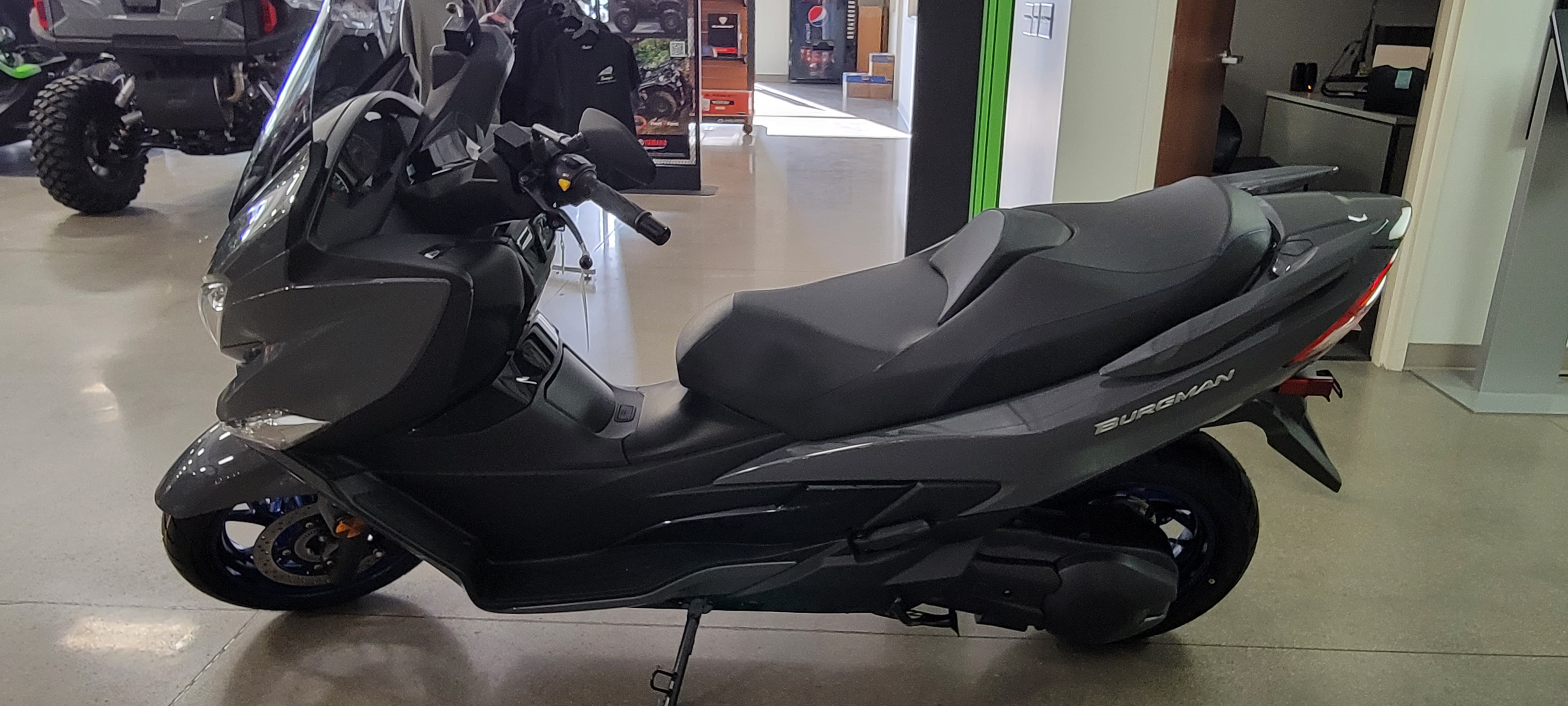 2023 Suzuki Burgman 400 | Brenny's Motorcycle Clinic