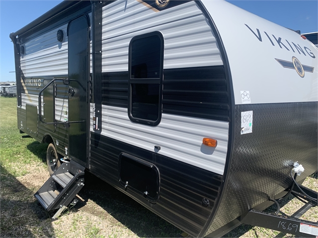 2022 Coachmen Viking Ultra-Lite 182 DBU 182DBU at Prosser's Premium RV Outlet