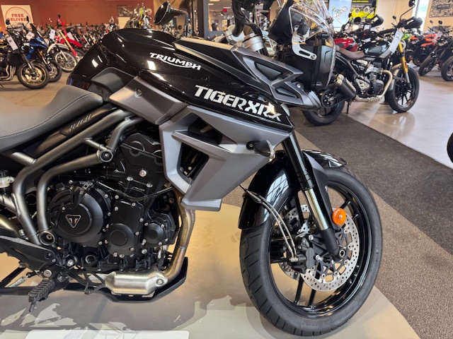 2016 Triumph Tiger 800 XRx at Martin Moto