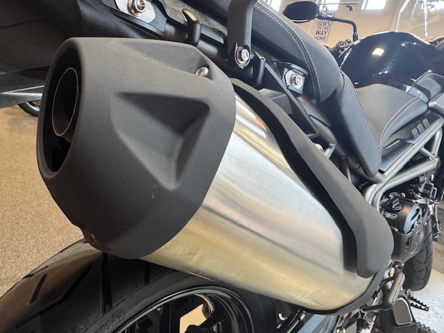 2016 Triumph Tiger 800 XRx at Martin Moto