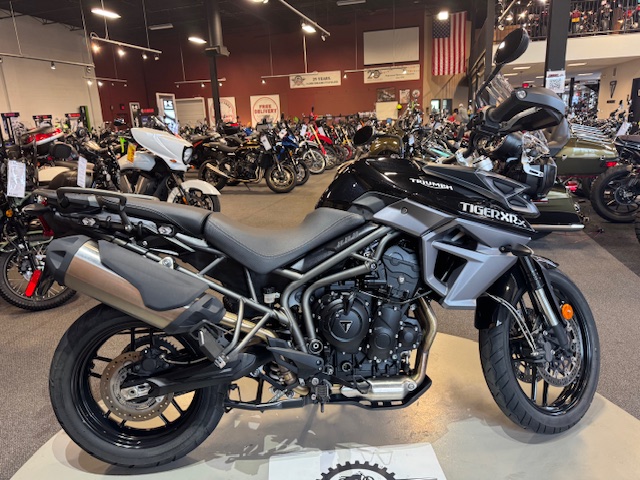 2016 Triumph Tiger 800 XRx at Martin Moto