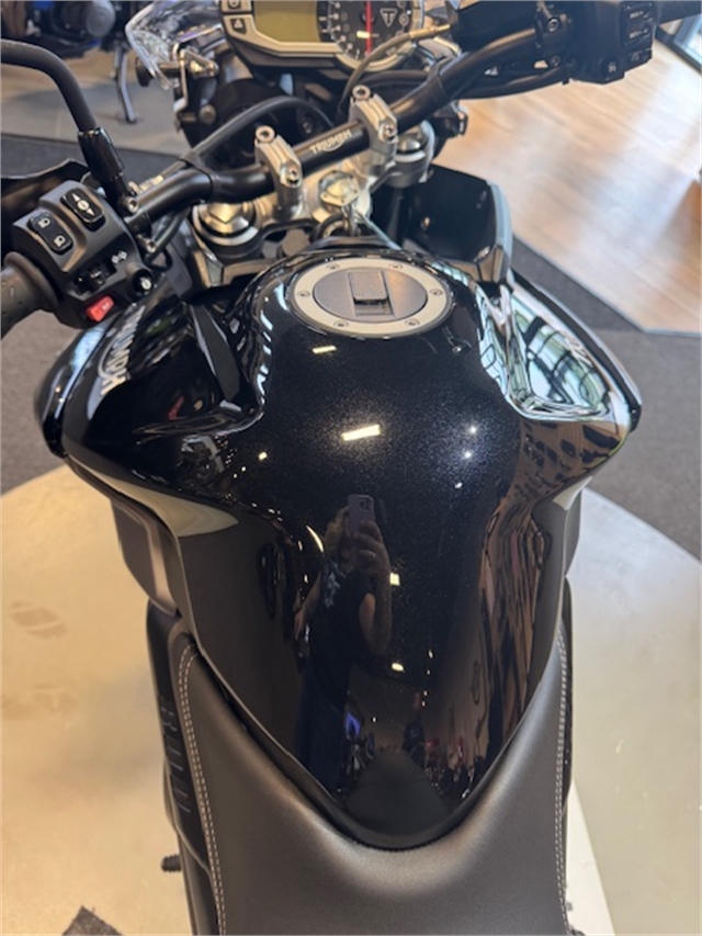 2016 Triumph Tiger 800 XRx at Martin Moto