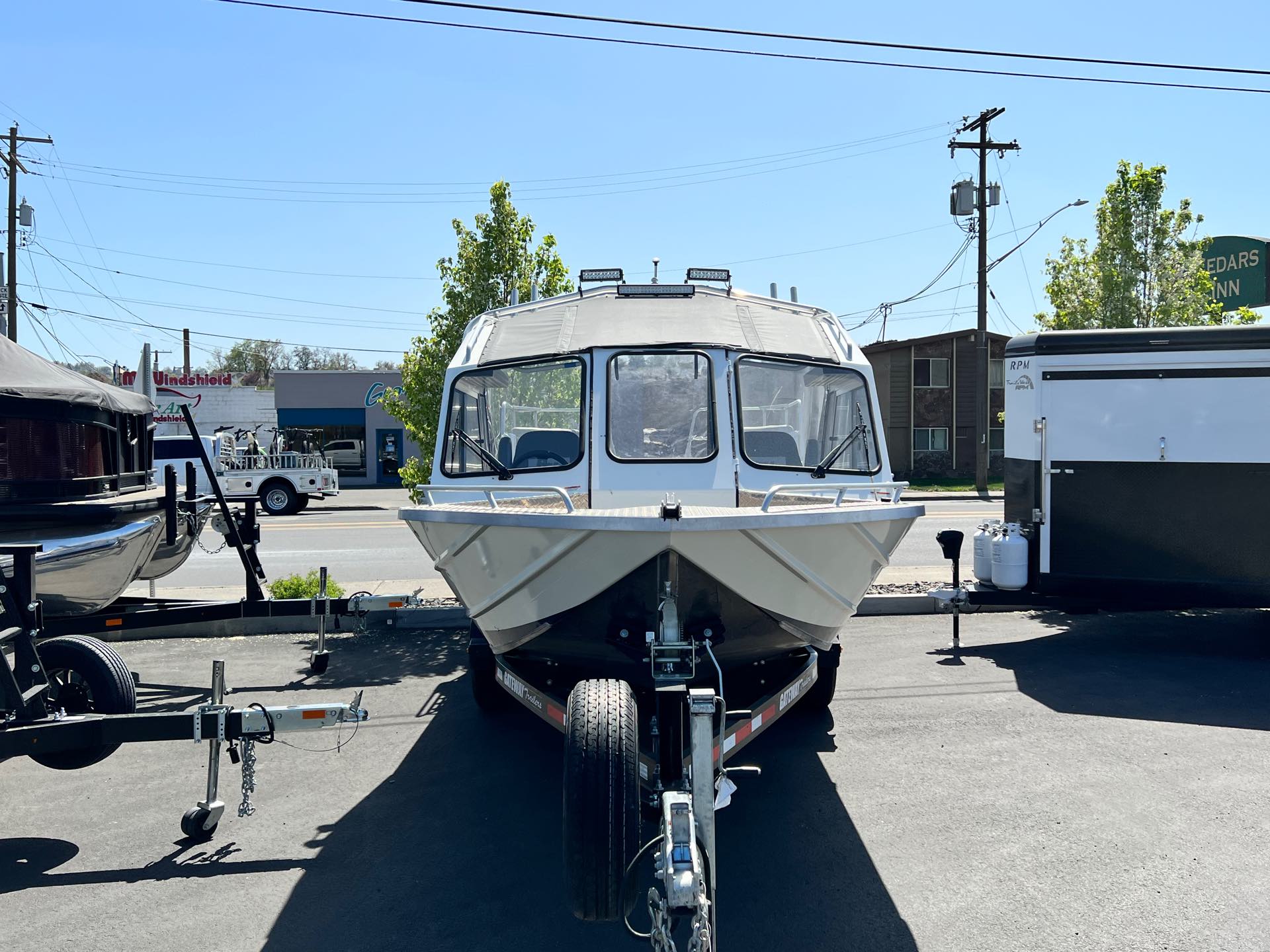 2021 THUNDER JET YUKON CLASSIC 22' at Guy's Outdoor Motorsports & Marine