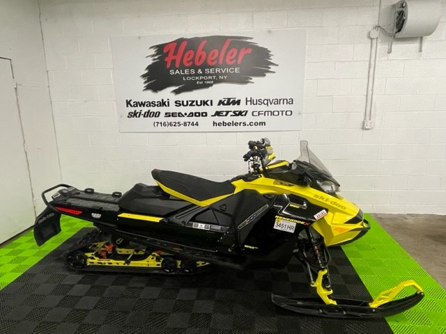 2022 Ski-Doo Renegade X Rotax 850 E-TEC Kit Ice Rip XT 15_72 Yellow at Hebeler Sales & Service, Lockport, NY 14094