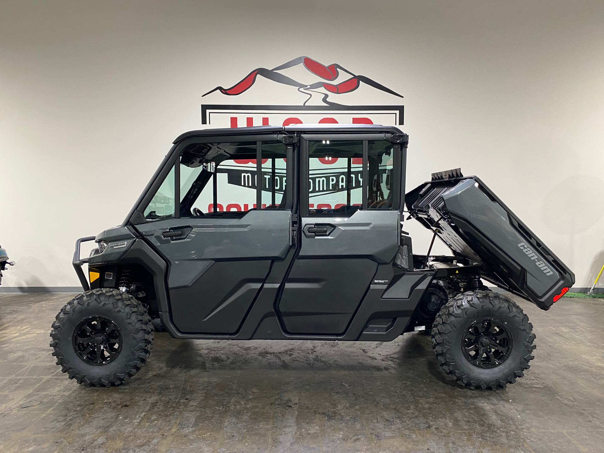 2024 Can-Am 6MRD at Wood Powersports Harrison