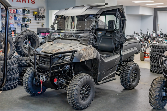 2025 Honda Pioneer 700 Forest at Friendly Powersports Baton Rouge