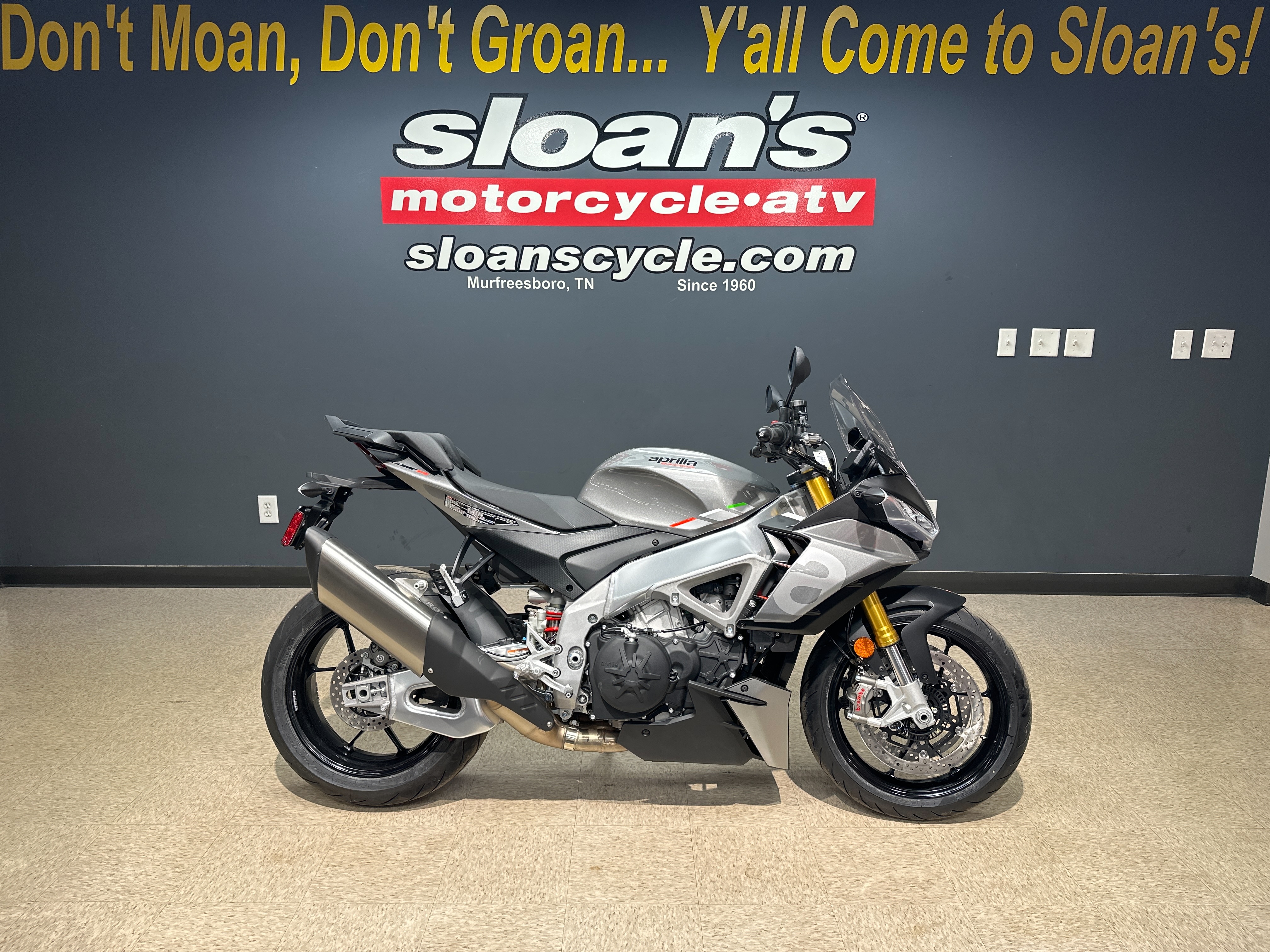 2023 Aprilia Tuono V4 1100 at Sloans Motorcycle ATV, Murfreesboro, TN, 37129