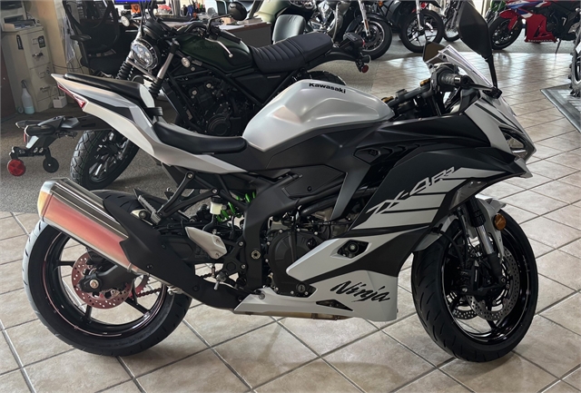 2025 Kawasaki Ninja ZX-4RR ABS at Dale's Fun Center, Victoria, TX 77904