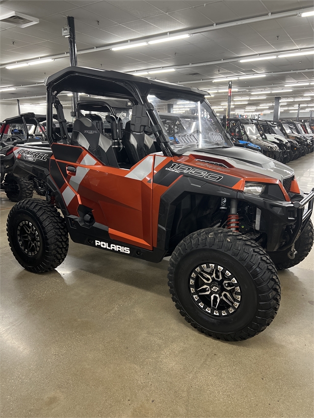 2019 Polaris GENERAL 1000 EPS Deluxe at ATVs and More