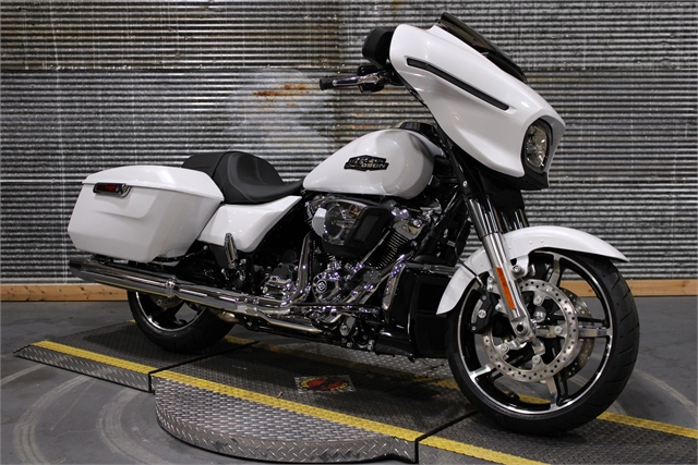 2024 Harley-Davidson Street Glide Base at Texarkana Harley-Davidson