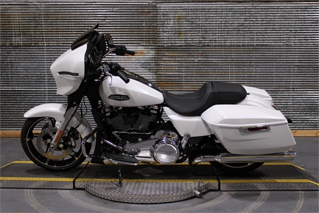 2024 Harley-Davidson Street Glide Base at Texarkana Harley-Davidson