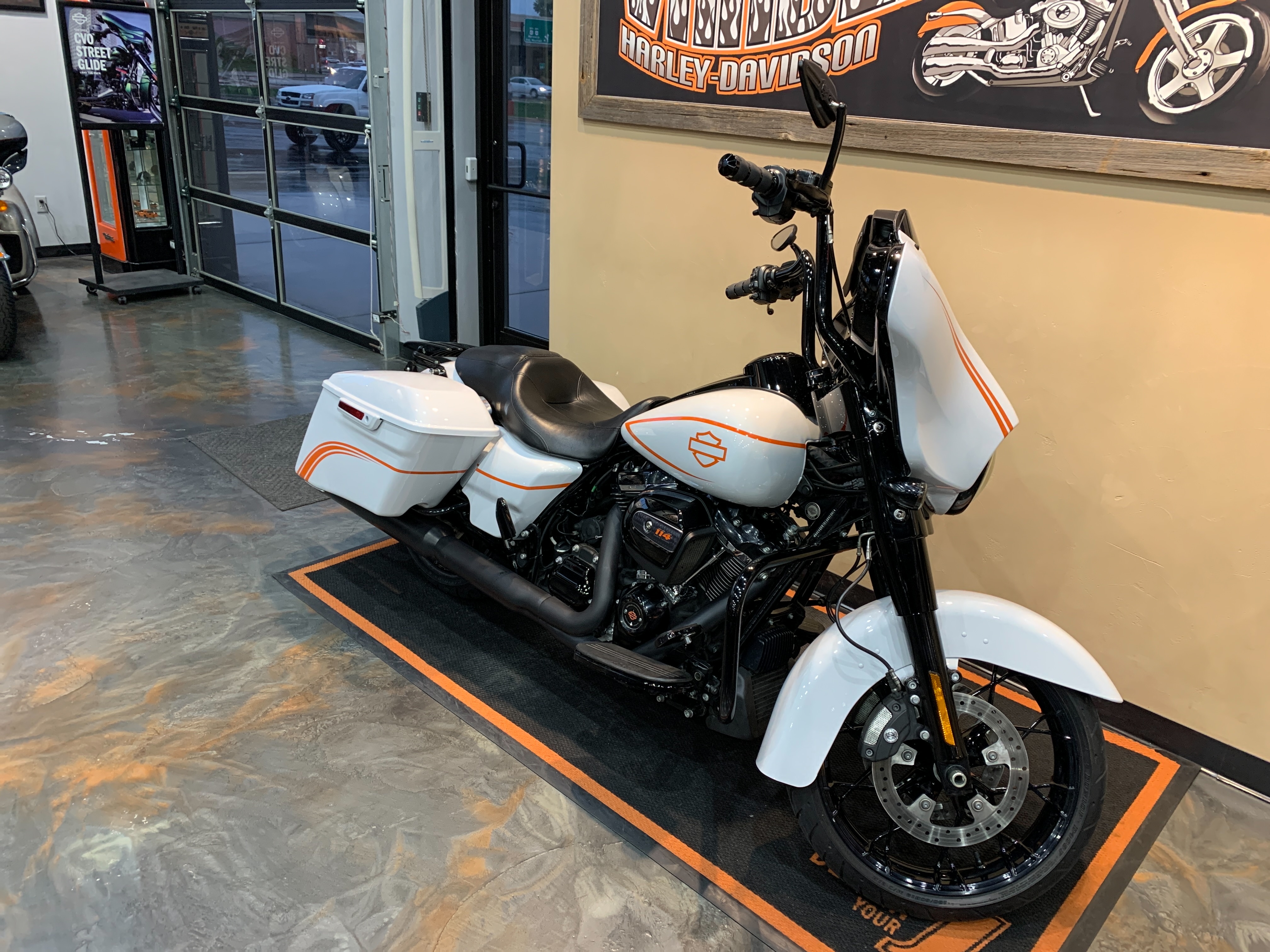2020 Harley-Davidson Touring Street Glide Special at Vandervest Harley-Davidson, Green Bay, WI 54303