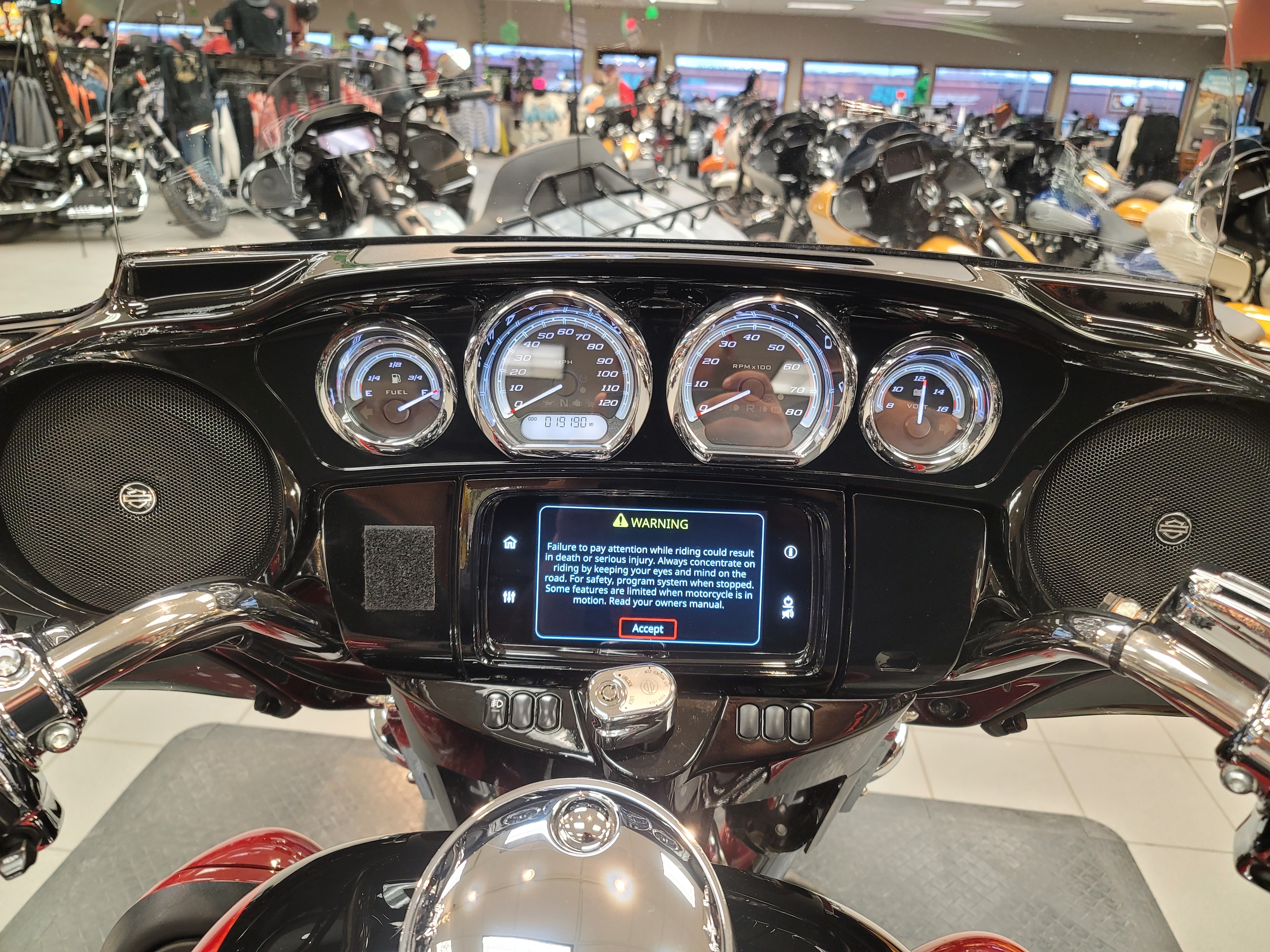 2021 Harley-Davidson Grand American Touring Ultra Limited at Rooster's Harley Davidson
