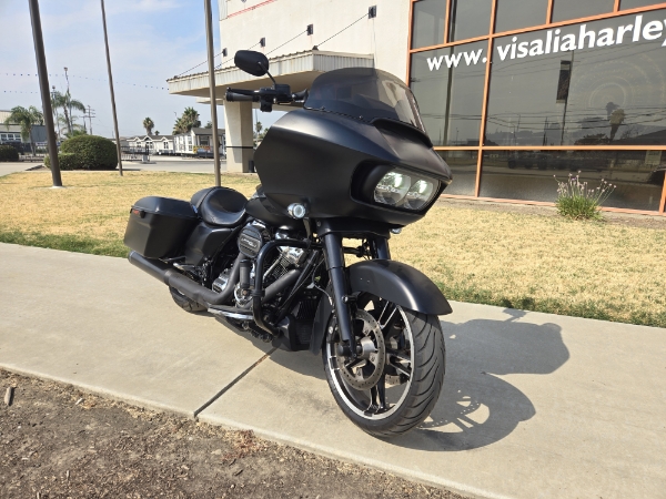 2017 Harley-Davidson Road Glide Special at Visalia Harley-Davidson