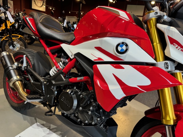 2023 BMW G 310 R at Martin Moto