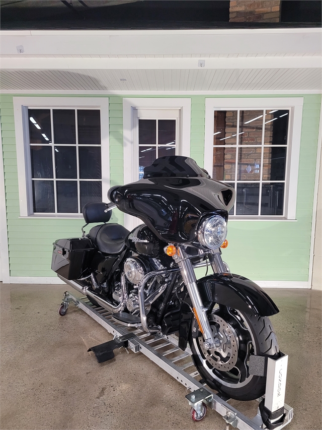 2013 Harley-Davidson Street Glide Base at Hot Rod Harley-Davidson