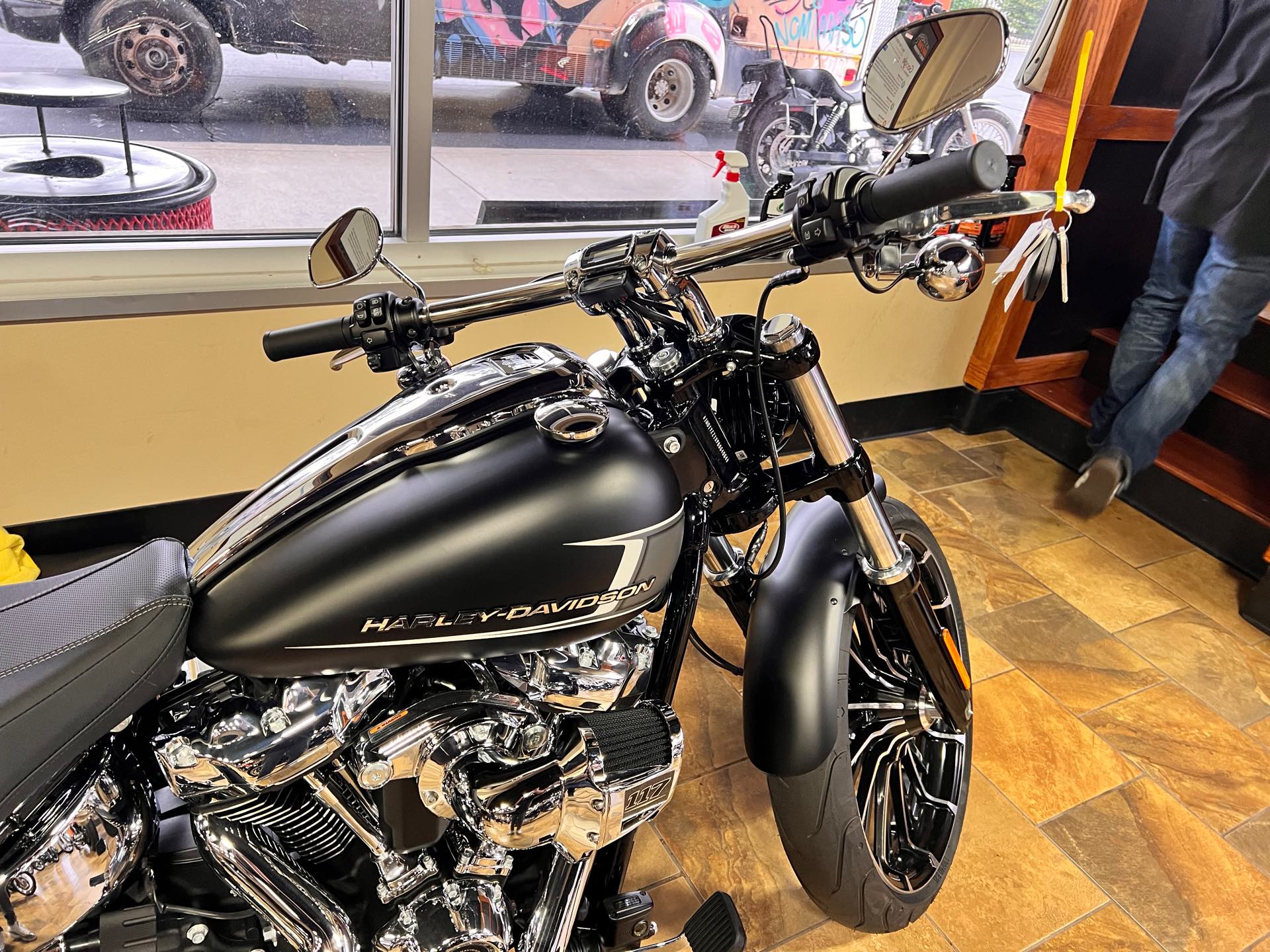 2023 Harley-Davidson Softail Breakout at Man O'War Harley-Davidson®