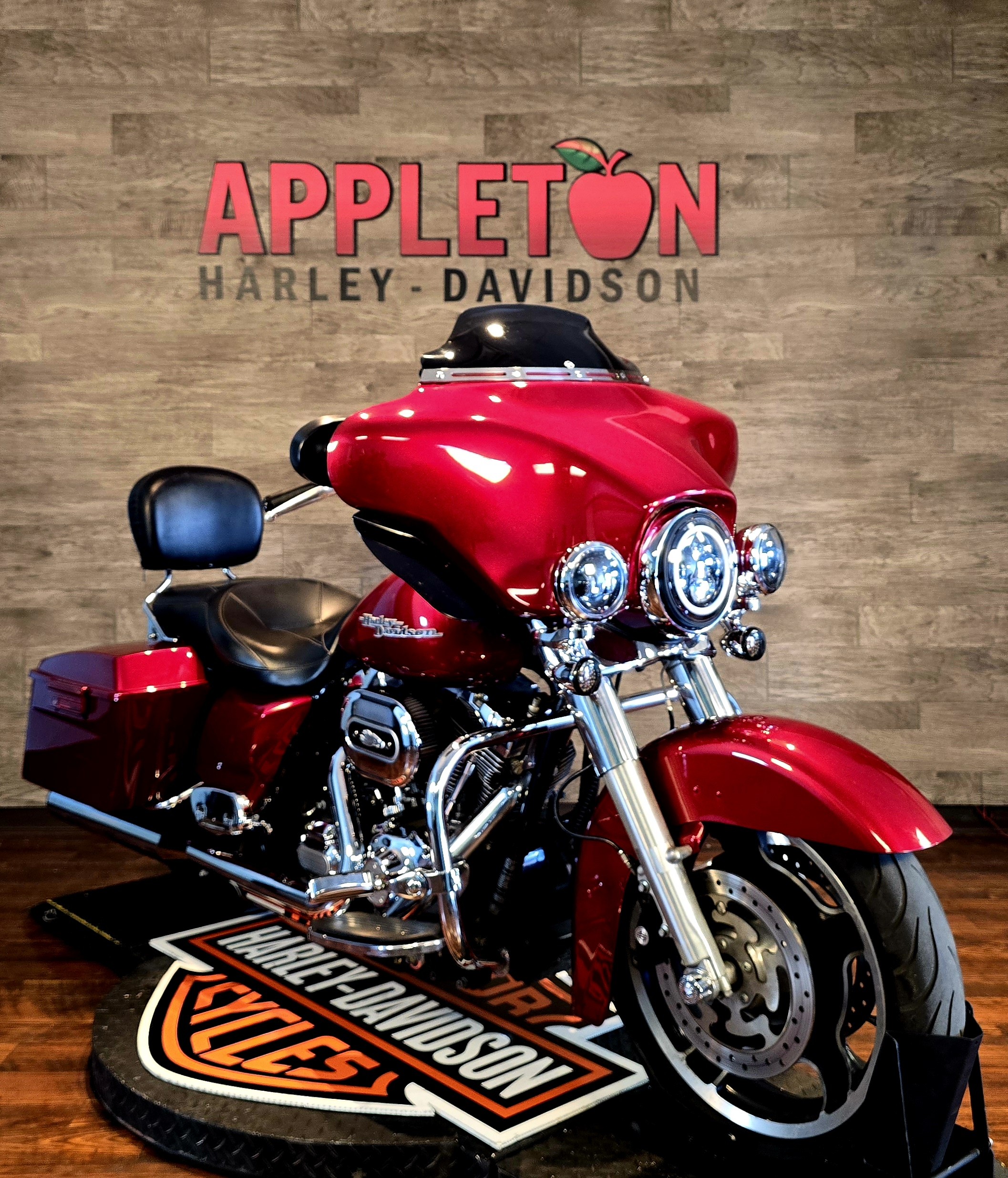 2013 Harley-Davidson Street Glide Base at Appleton Harley-Davidson