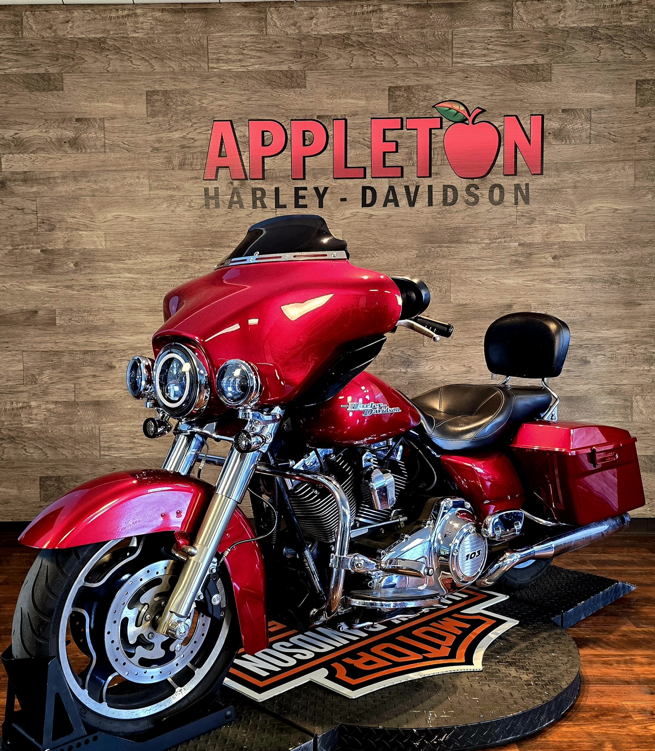 2013 Harley-Davidson Street Glide Base at Appleton Harley-Davidson