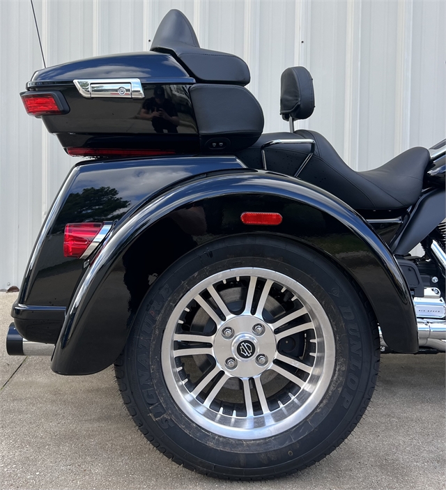 2024 Harley-Davidson Trike Tri Glide Ultra at Roughneck Harley-Davidson