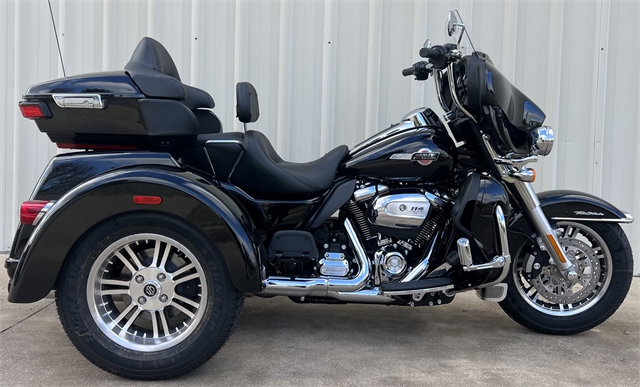 2024 Harley-Davidson Trike Tri Glide Ultra at Roughneck Harley-Davidson