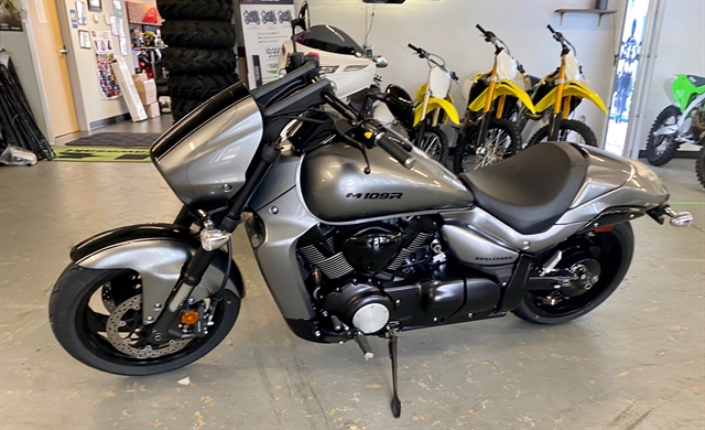 2021 suzuki boulevard m109r boss