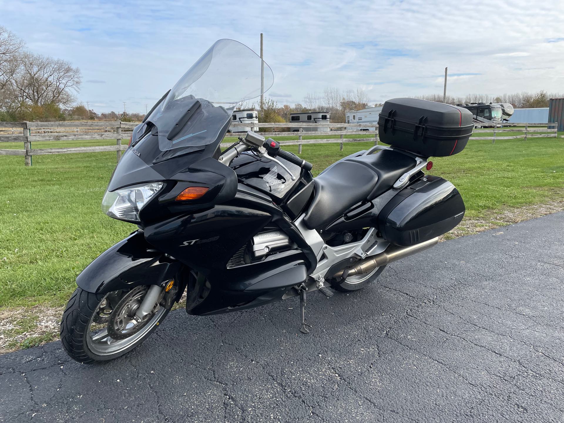 2006 Honda ST1300 Base at Randy's Cycle