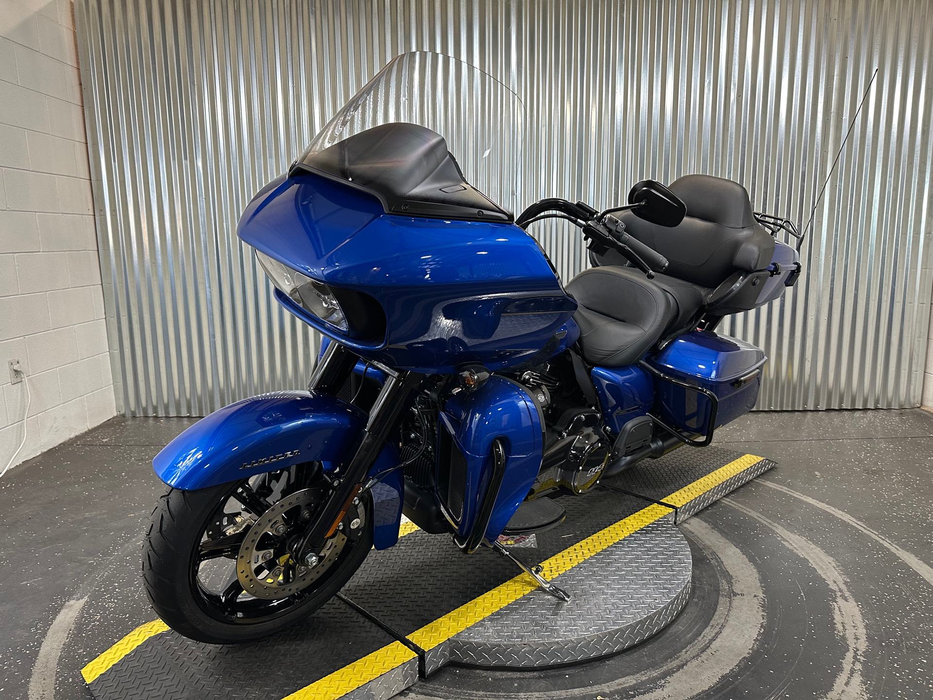 2024 Harley-Davidson Road Glide Limited at Teddy Morse's Grand Junction Harley-Davidson