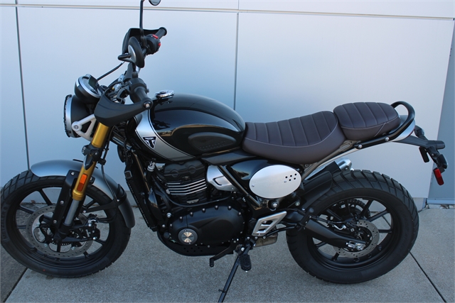 2025 Triumph Scrambler 400 X Base at Eurosport Cycle