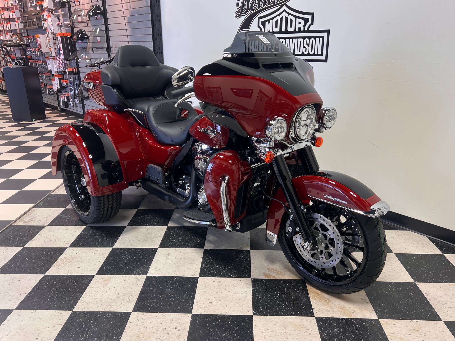 2024 Harley-Davidson Trike Tri Glide Ultra at Deluxe Harley Davidson