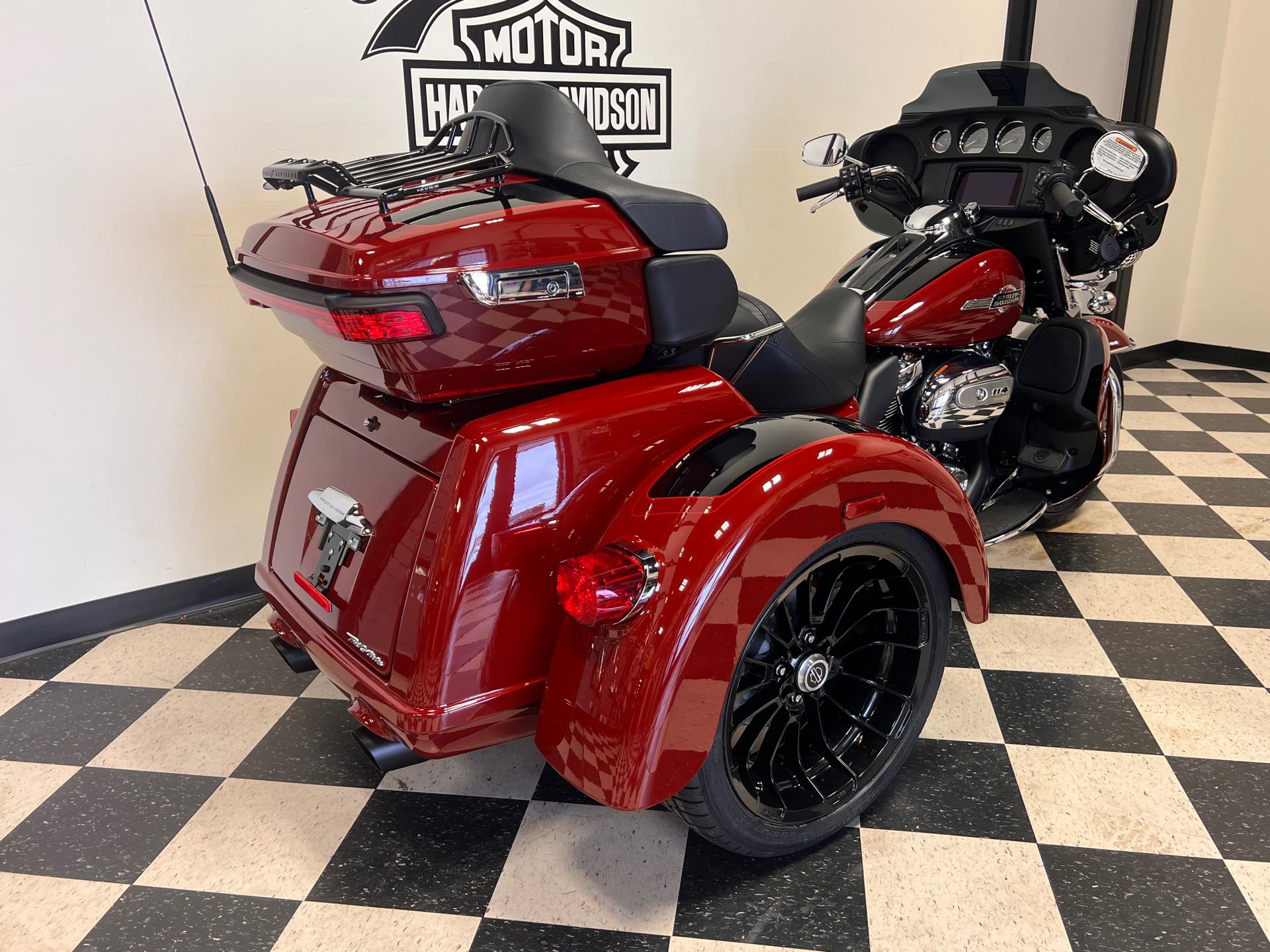 2024 Harley-Davidson Trike Tri Glide Ultra at Deluxe Harley Davidson