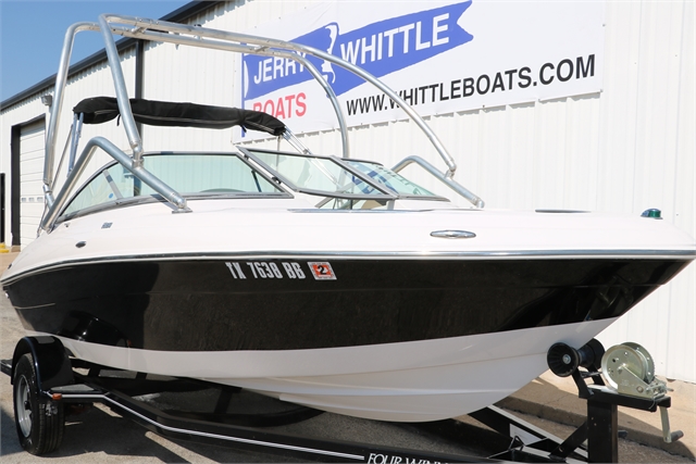 2010 Four Winns H190 at Jerry Whittle Boats