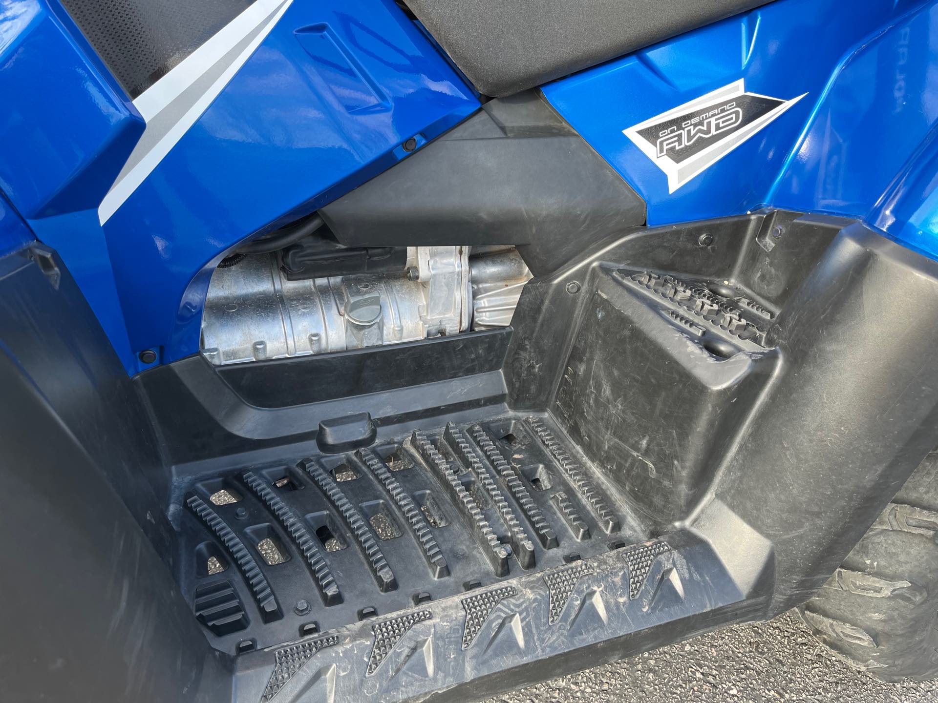 2018 Polaris Sportsman Touring 850 SP Base at Mount Rushmore Motorsports