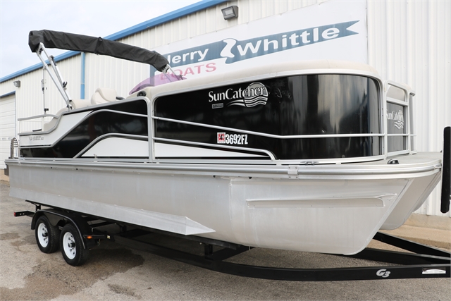 2020 G3 Sun Catcher V322 SS Tri-toon at Jerry Whittle Boats