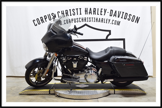 2017 Harley-Davidson Street Glide Base at Corpus Christi Harley Davidson